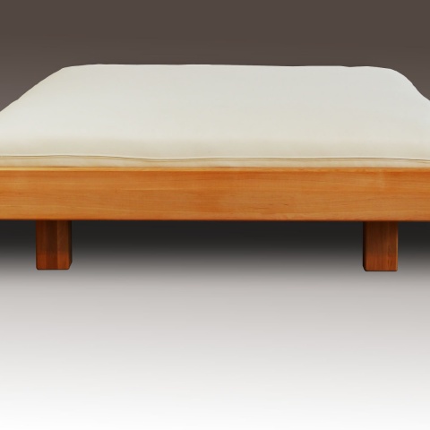 Lit Yomi en Aulne massif pour futon. Bois d'aulne naturel